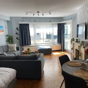 Appartement Studio Direct Aan Het Hoofdstrand Van - Naast Casino