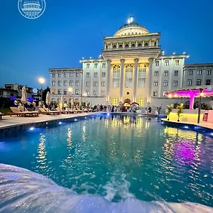 Colombo Hotell Berat